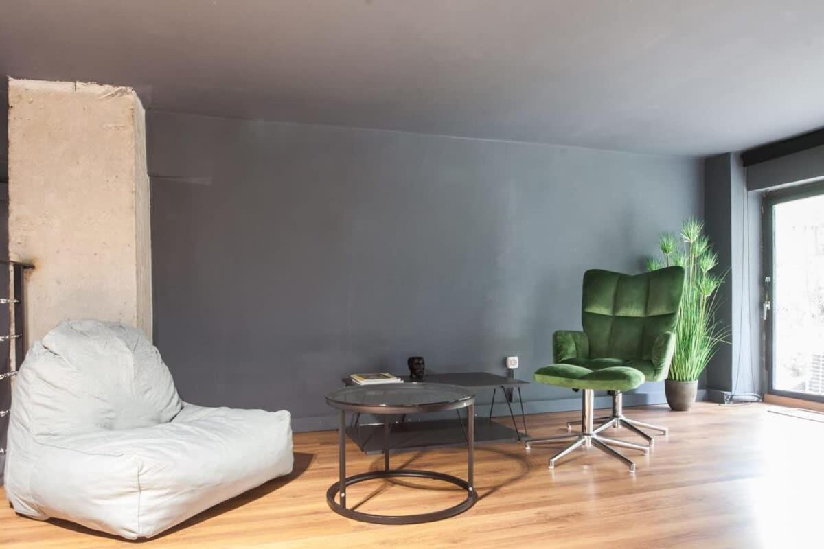 Trendy Industrial Apt Next To Museum Of Acropolis Αθήνα Εξωτερικό φωτογραφία